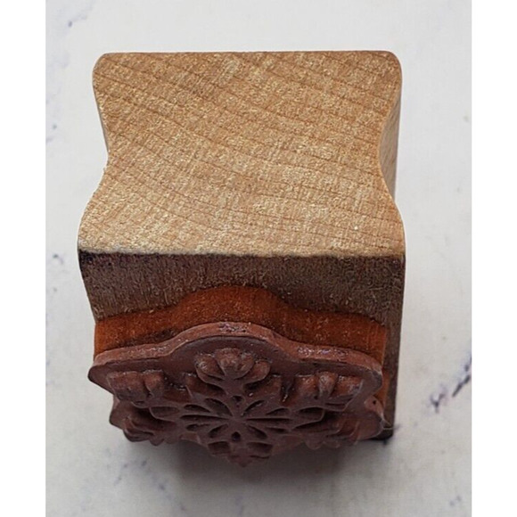 Classic Design Small Holiday Winter Snowflake Wood Mounted Rubber Stamp - Picture 5 of 7